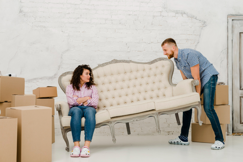 Vrei să cumperi o casă sau un apartament? Înțelege contractul de vânzare cumpărare imobil, pentru a ști ce semnezi.